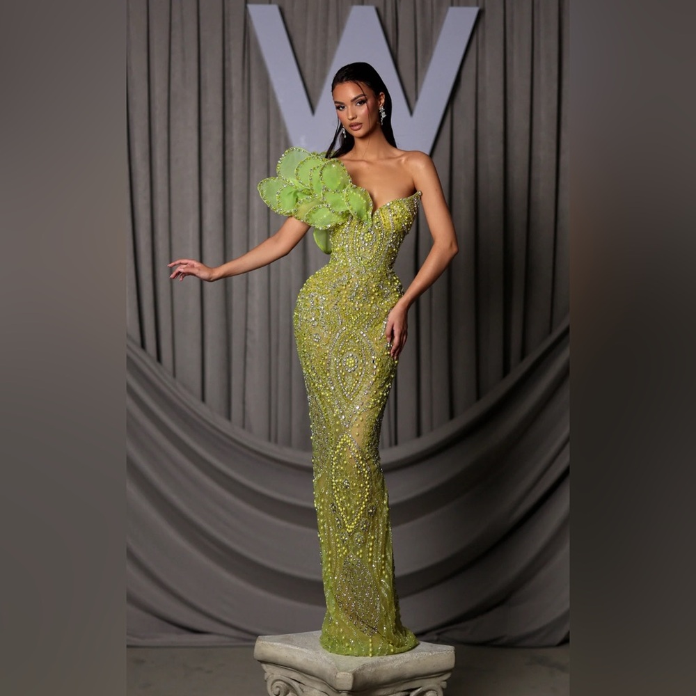 Elegant Green Evening Gown